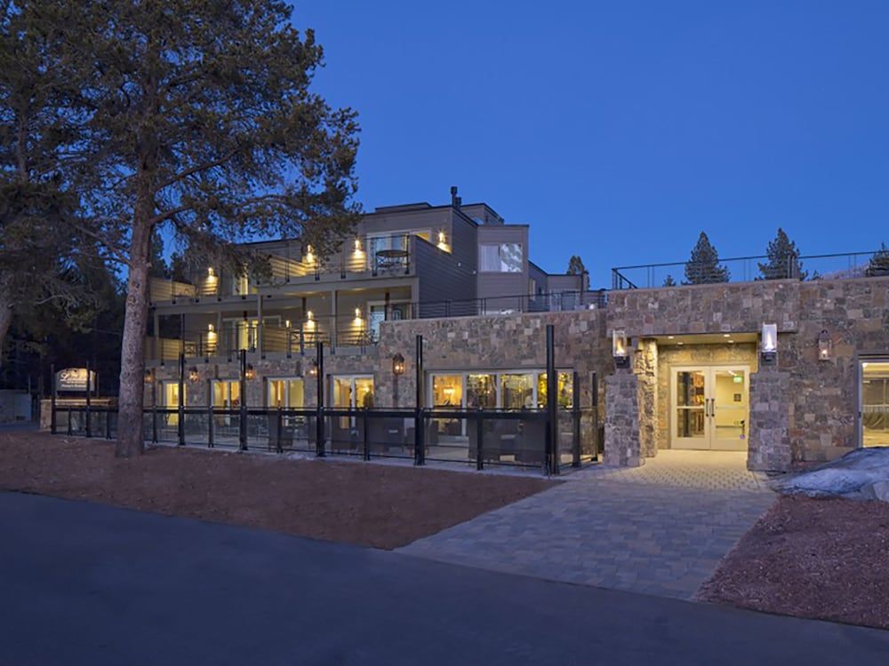 undefined The Landing Resort & Spa 5