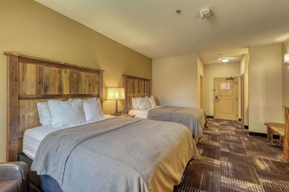 Standard Room, 2 Queen Beds (Accessible Double Queen)