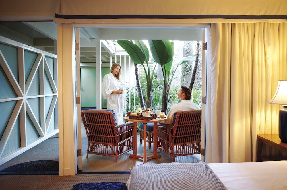 Deluxe Room, 1 King Bed