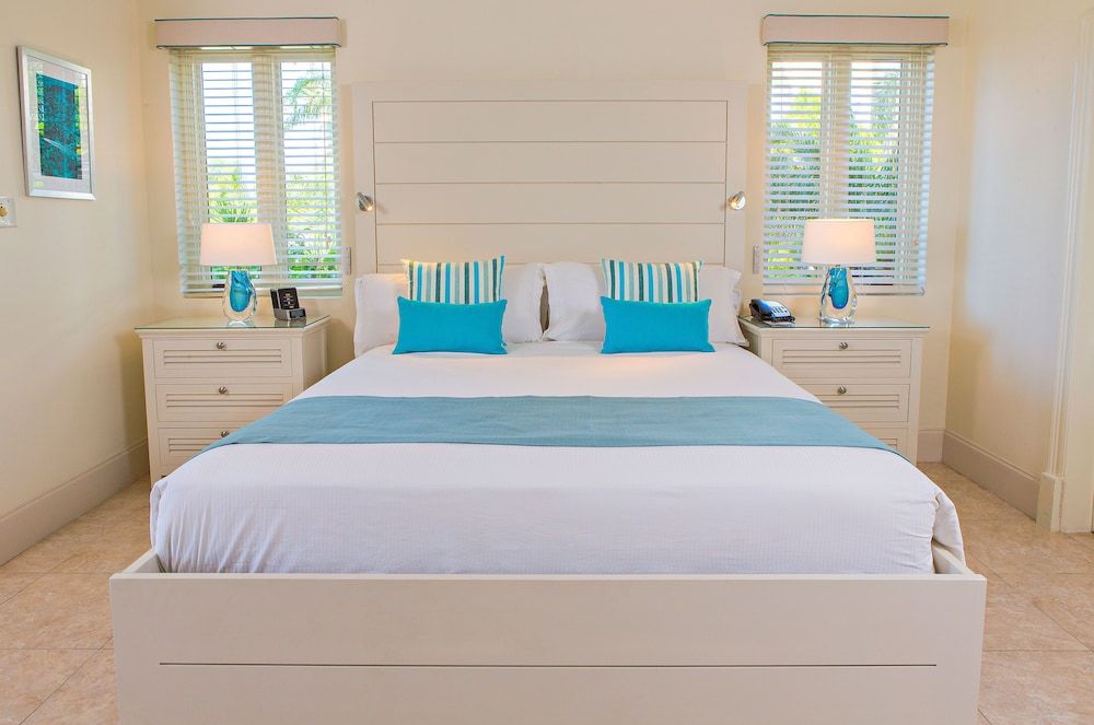 Cove Suite