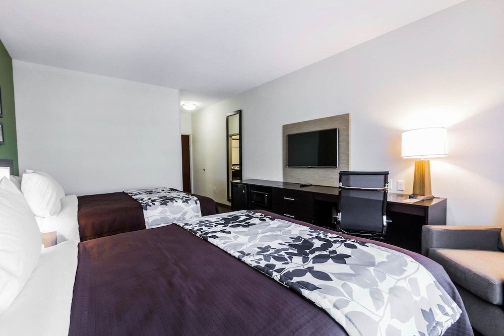Room, 2 Queen Beds, Accessible, Non Smoking