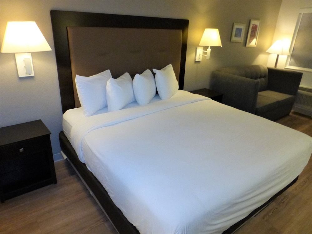 undefined Red Roof Inn Houston – Jersey Village 5