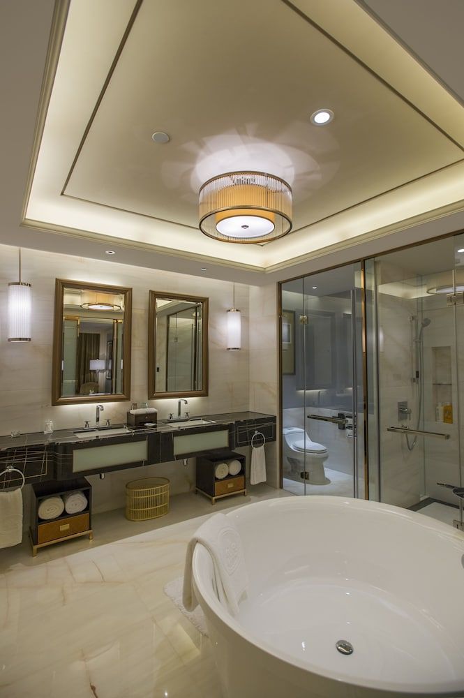 Business Suite