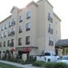 Parkwood Inn & Suites
