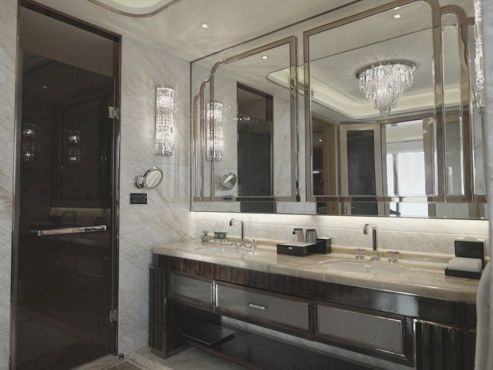 Wanda Vista Tianjin Superior Double Room 8