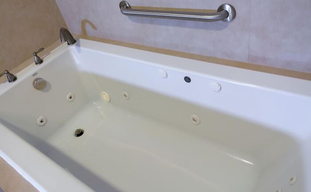 Win-River Resort & Casino Open Bay Suite 3