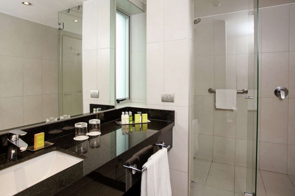 DoubleTree by Hilton Hotel Santiago - Vitacura Room, 2 Double Beds 4