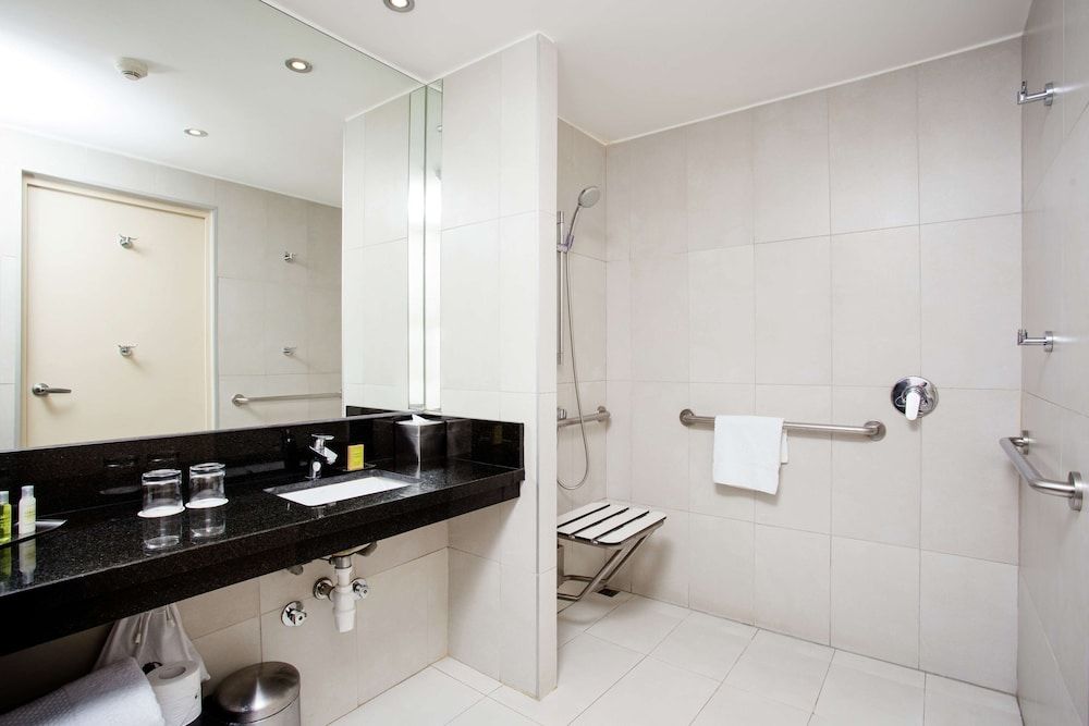 undefined DoubleTree by Hilton Hotel Santiago - Vitacura 3