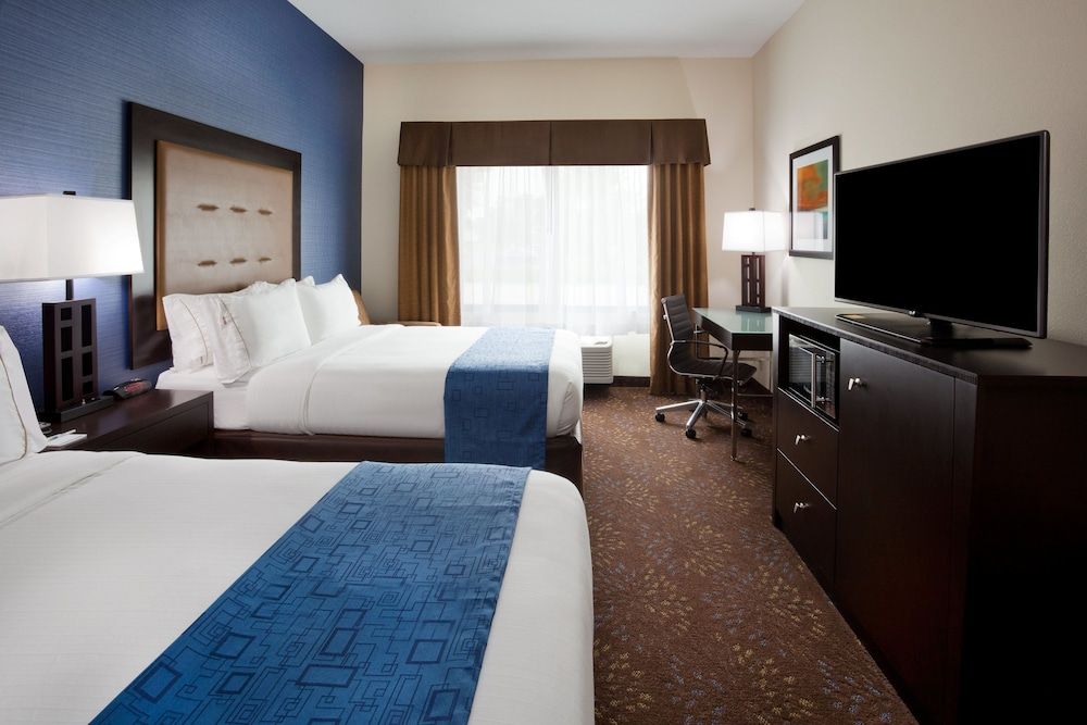 Standard Room, 2 Queen Beds, Accessible (Mobility)