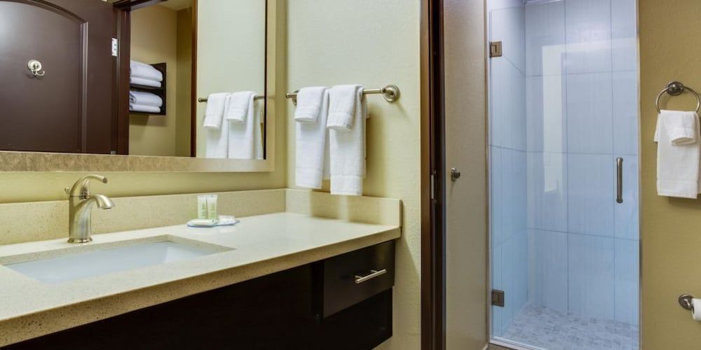 undefined Staybridge Suites Atlanta Airport by IHG 10