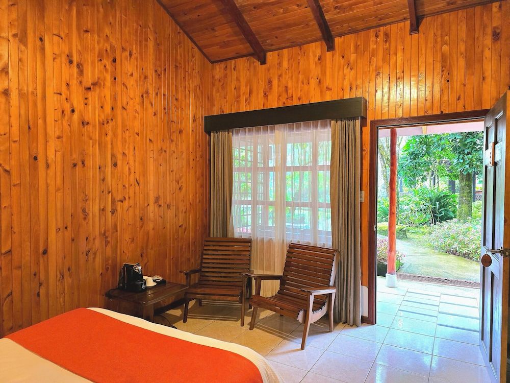 Hotel de Montaña Suria Standard Garden View 7