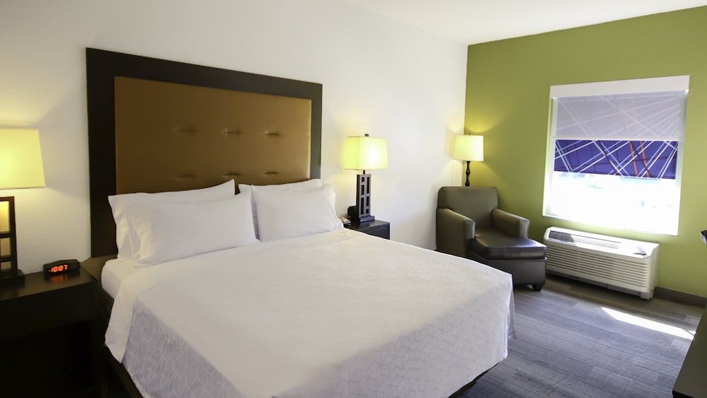 Room, 1 King Bed with Sofa bed, Accessible (Communications)