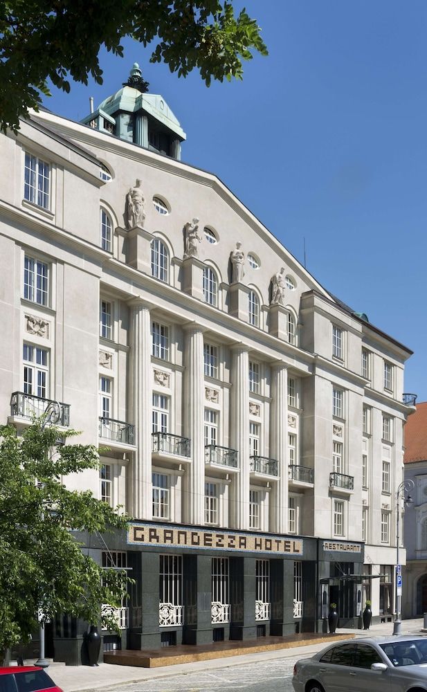 undefined Grandezza Hotel Luxury Palace 10
