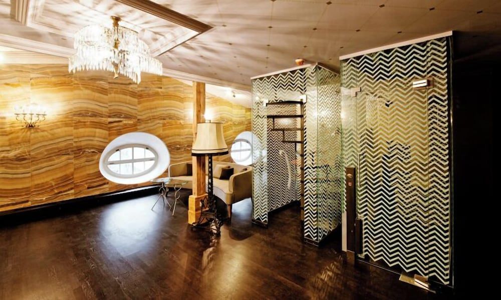 undefined Grandezza Hotel Luxury Palace