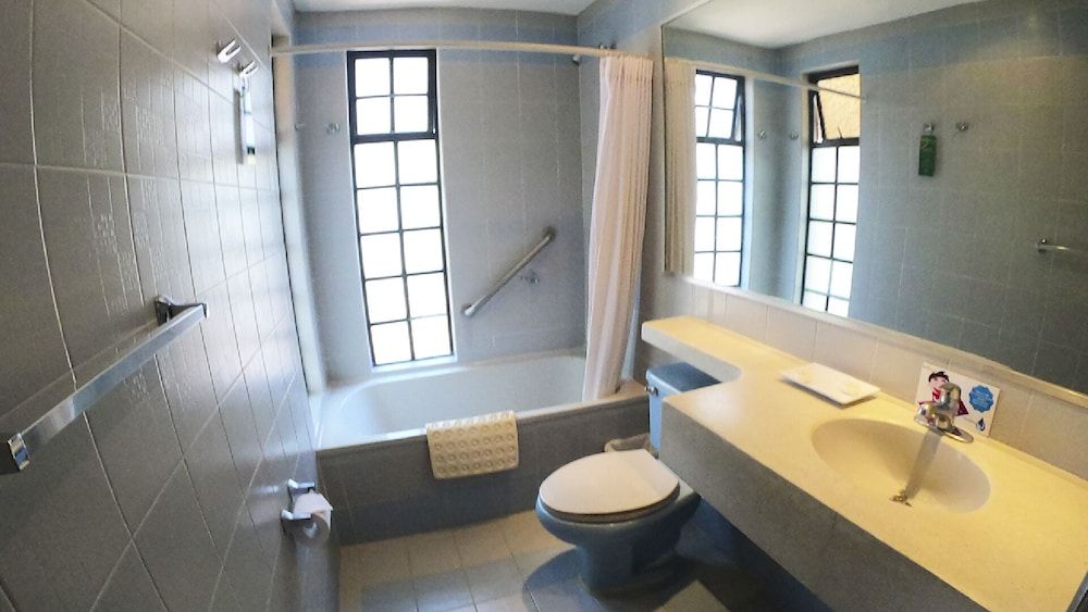 Hotel On Vacation Girardot Resort Quadruple Room 7