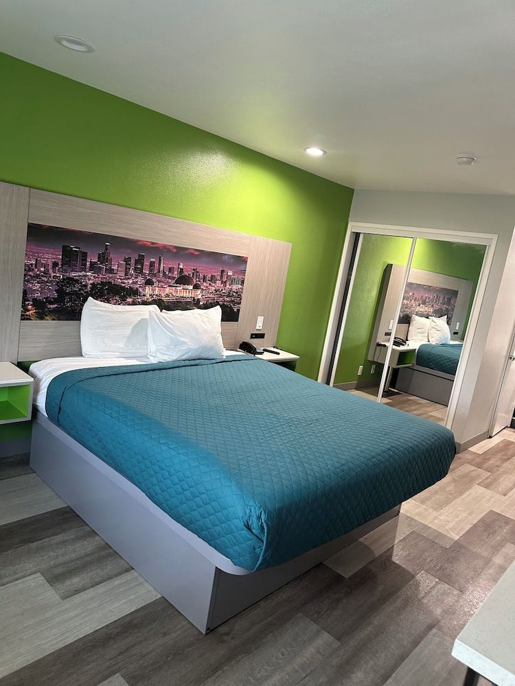 Garden Inn Standard Room, 1 King Bed 2