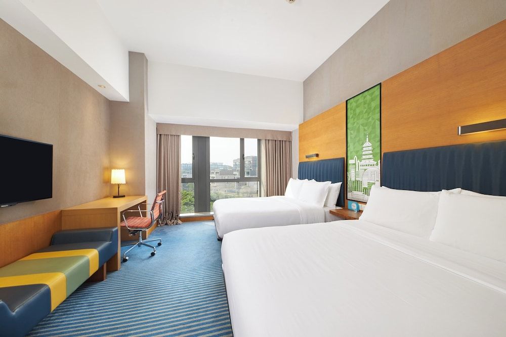 Room, 2 Double Beds, Park View