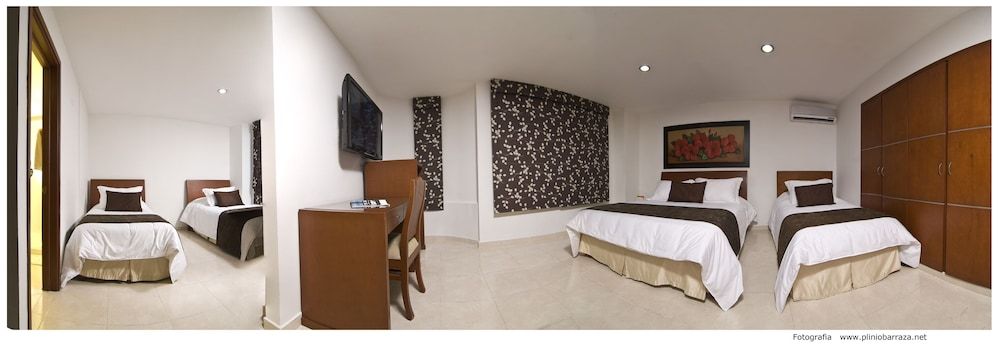 Hotel Buena Vista Express Family Quadruple Room 2