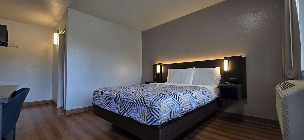 Motel 6 Slidell, LA - New Orleans