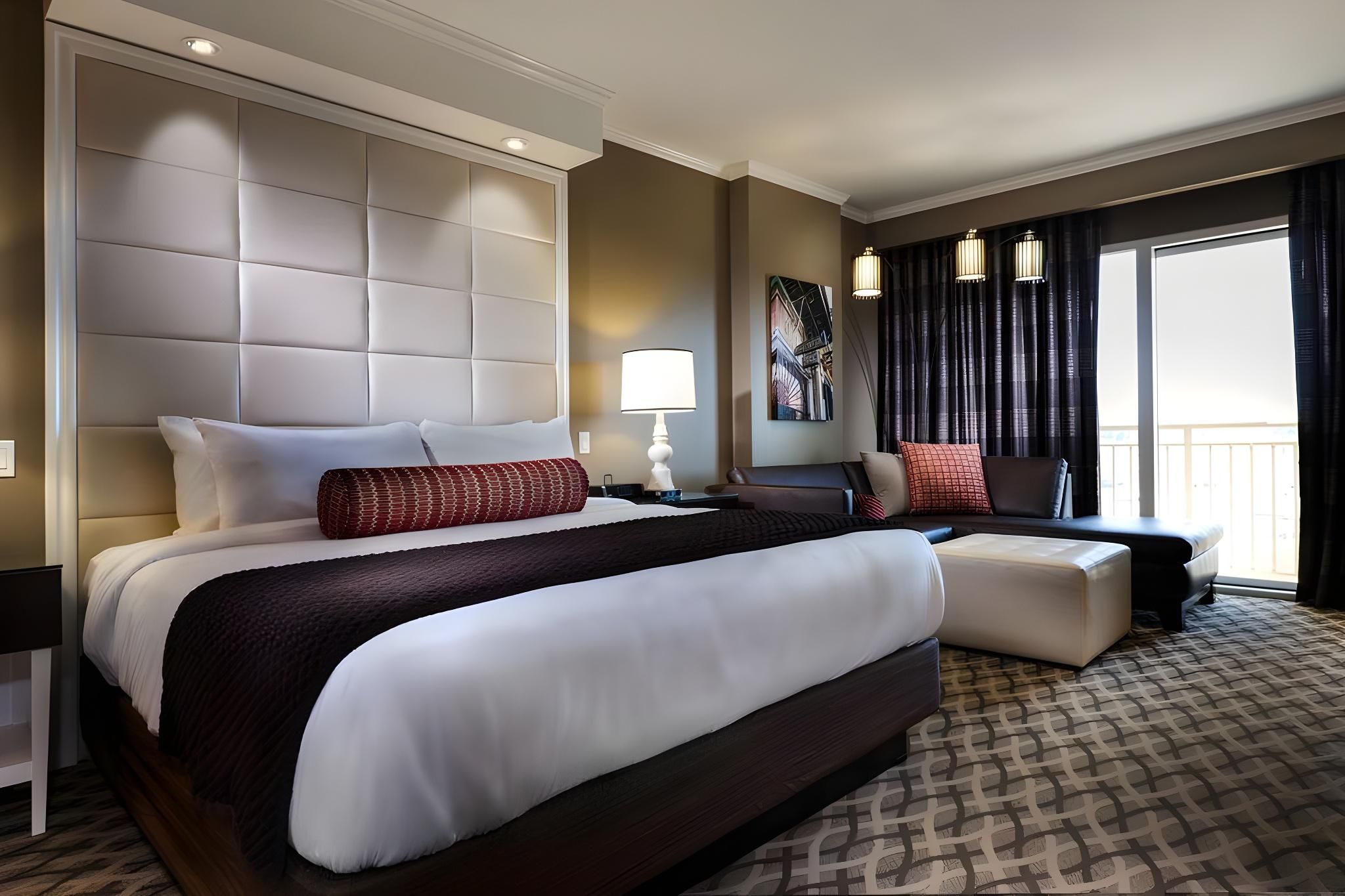 King Room with Lake View