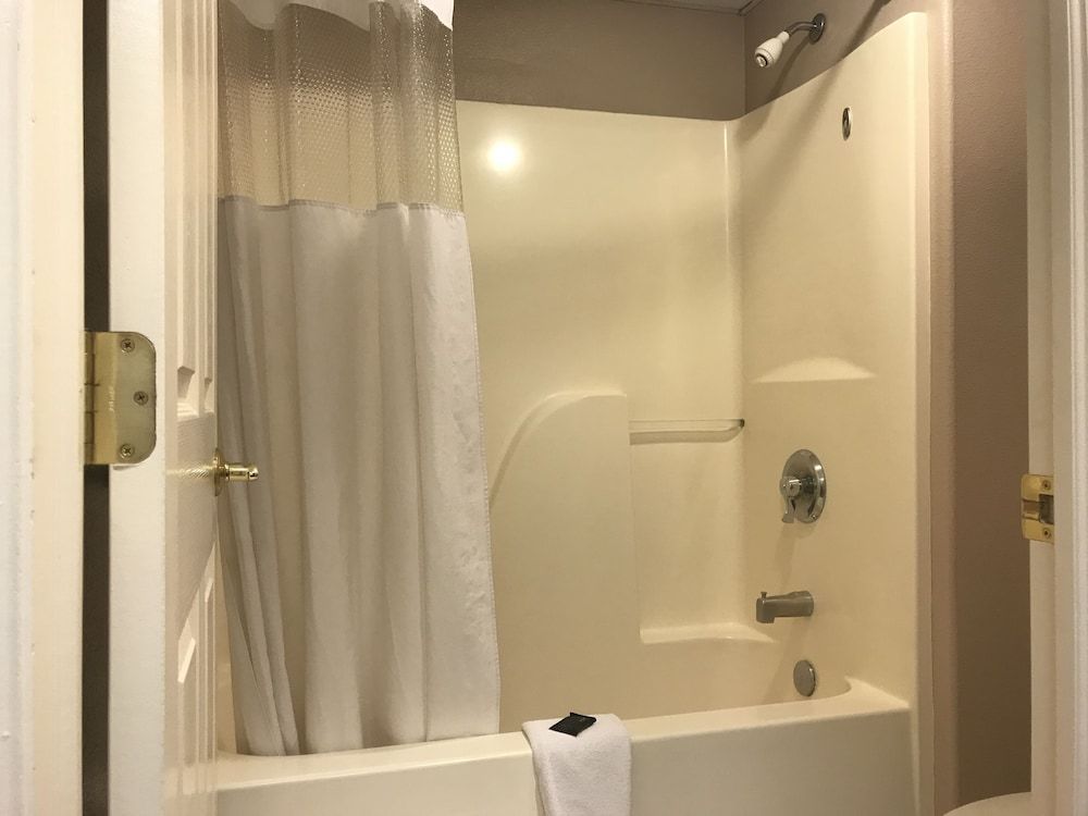 Americas Best Value Inn Cedar City Room, 1 King Bed, Non Smoking 25
