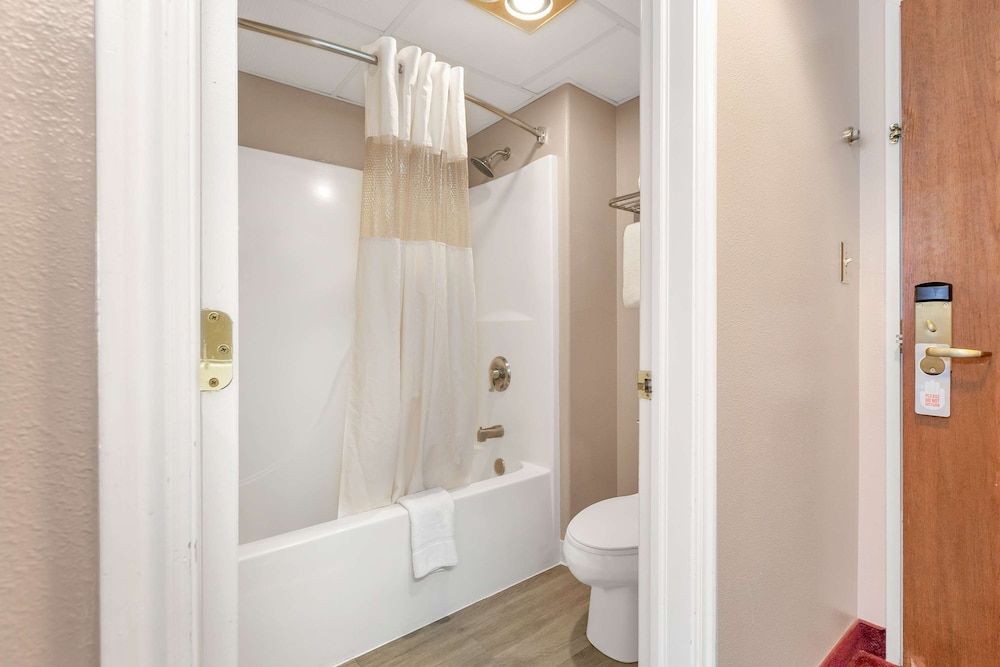 Americas Best Value Inn Cedar City Room, 1 King Bed, Non Smoking 28