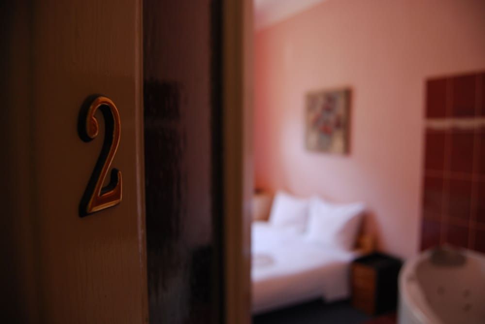 Club Hotel Praha Standard Double or Twin Room with Shower 4