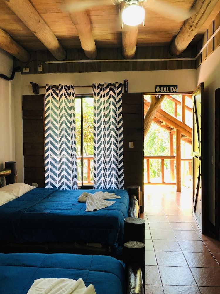 Habitacion vista jardin planta baja