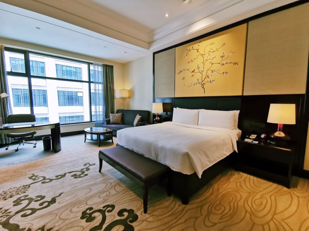 Deluxe Room, 1 King Bed