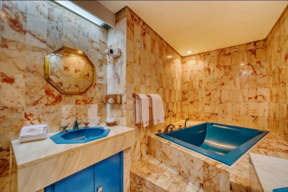 Hotel Akwa Palace Senior Suite (Suite) 8