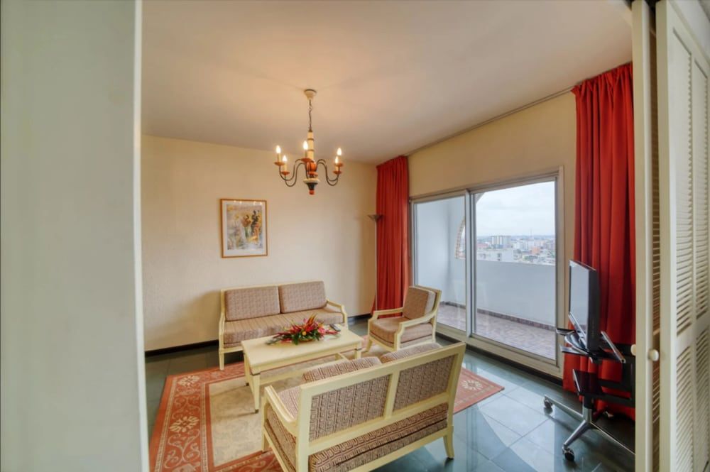 Hotel Akwa Palace Senior Suite (Suite) 11