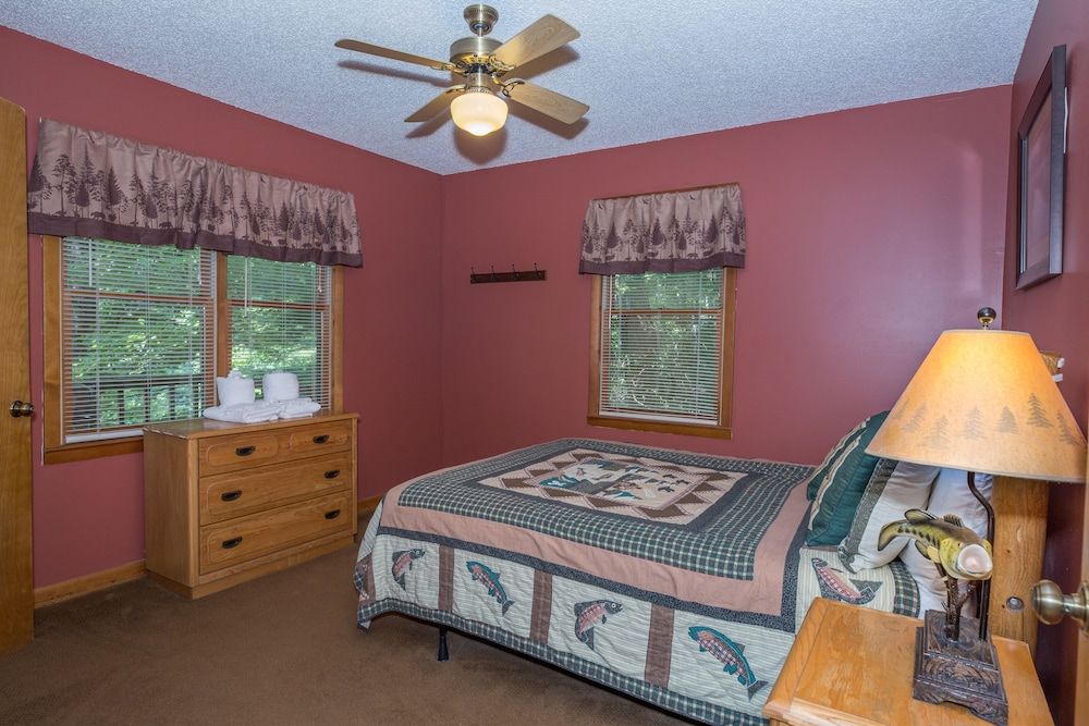 Springmaid Mountain Family Cottage, 2 Bedrooms 3