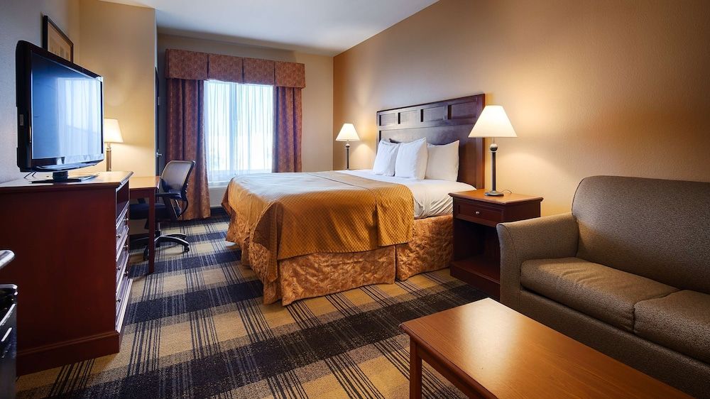 Best Western Lockhart Hotel & Suites
