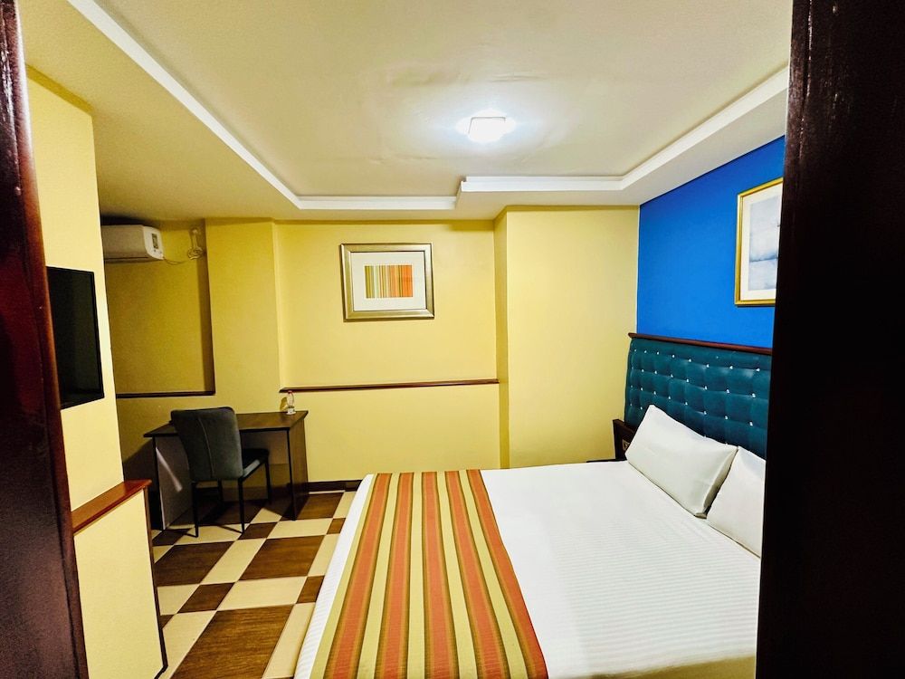 YaahoT Hotel Standard Room 7