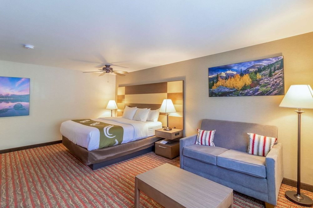 Room, 1 King Bed, Accessible, Non Smoking (Upgrade)