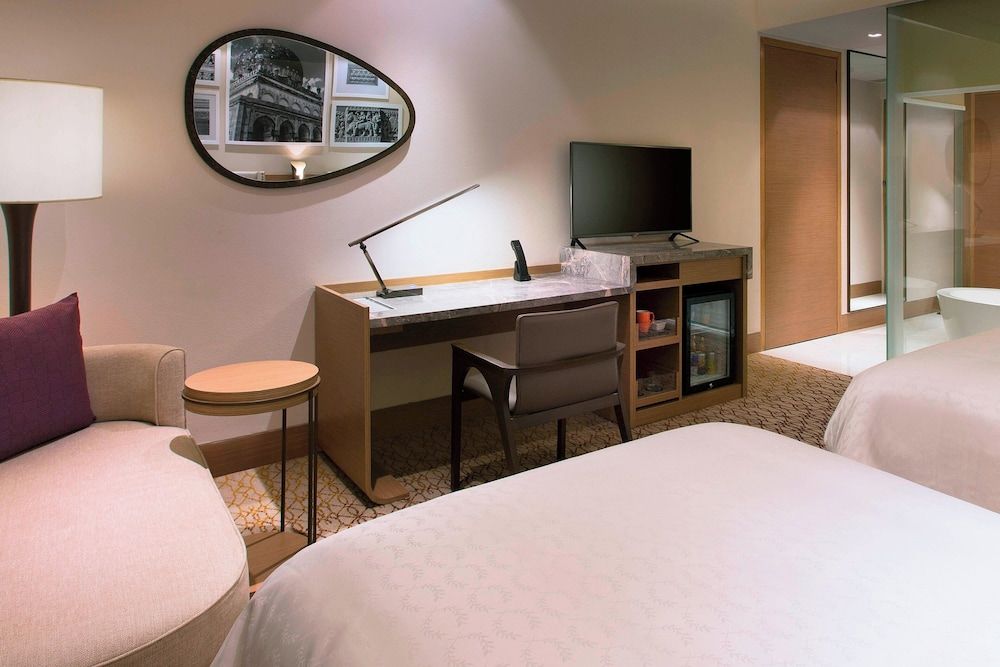 undefined Sheraton Hyderabad Hotel 10