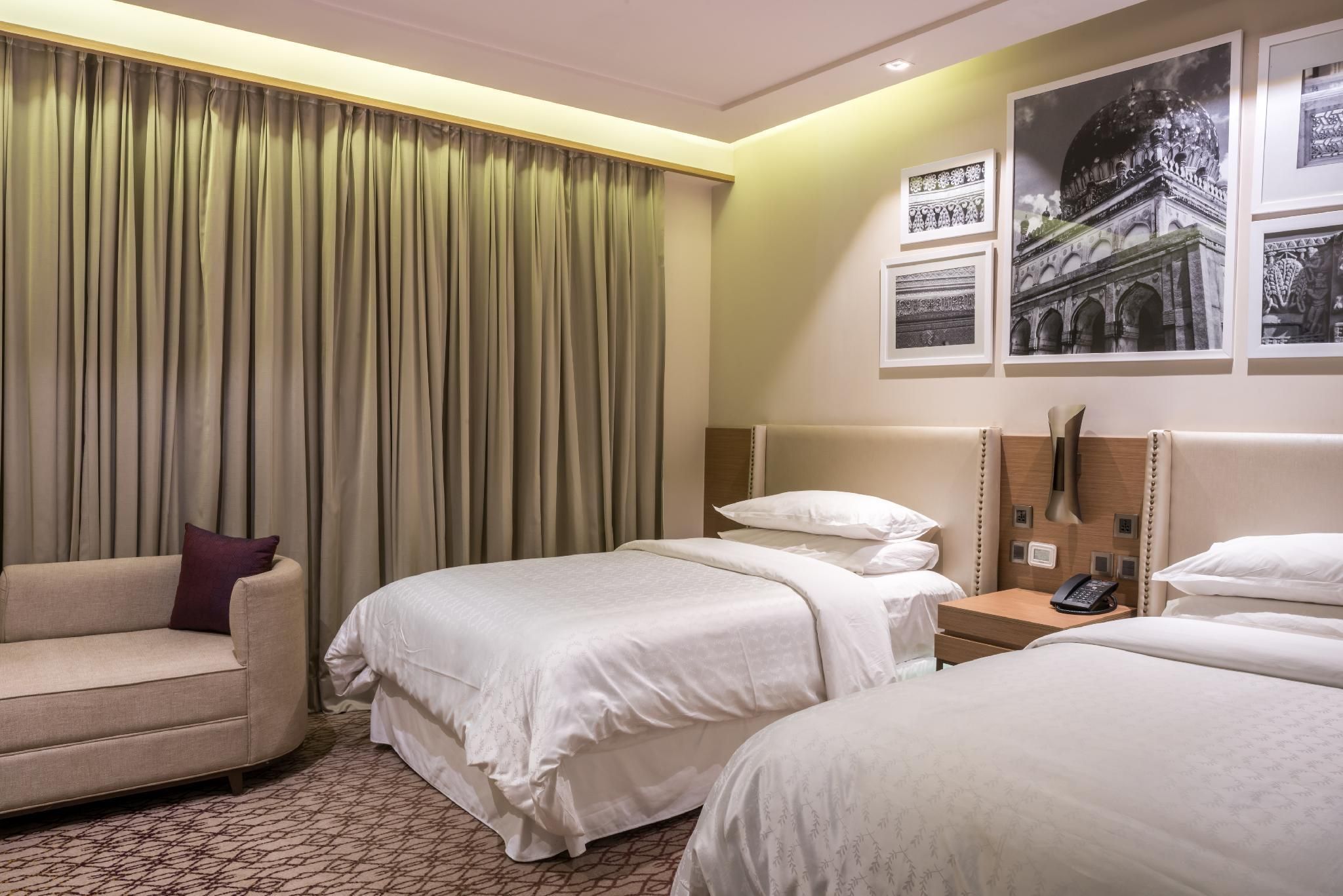 undefined Sheraton Hyderabad Hotel 10