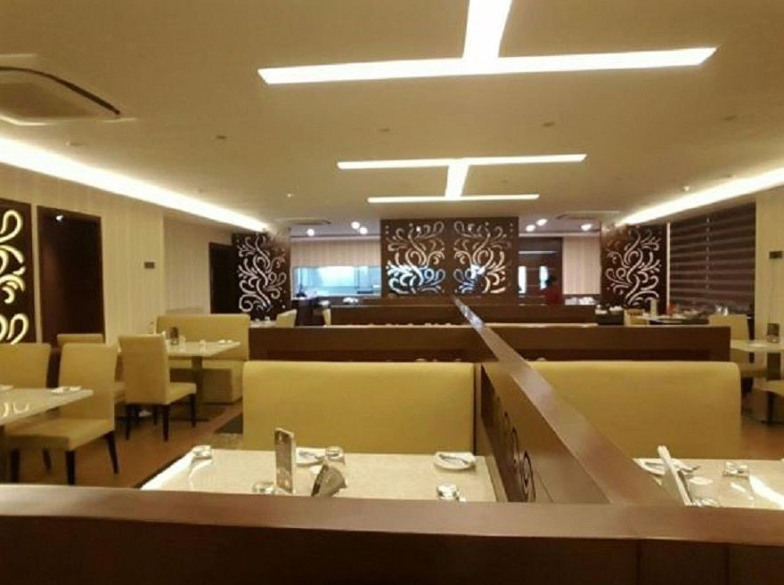 Food & Dining
