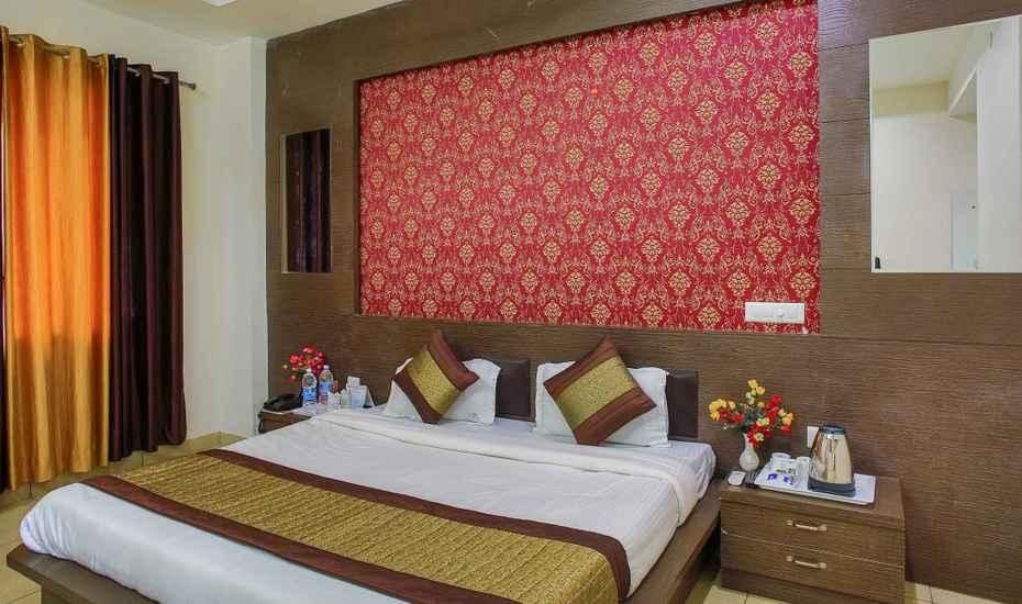 DELUXE ROOM (Minus Ground Floor)