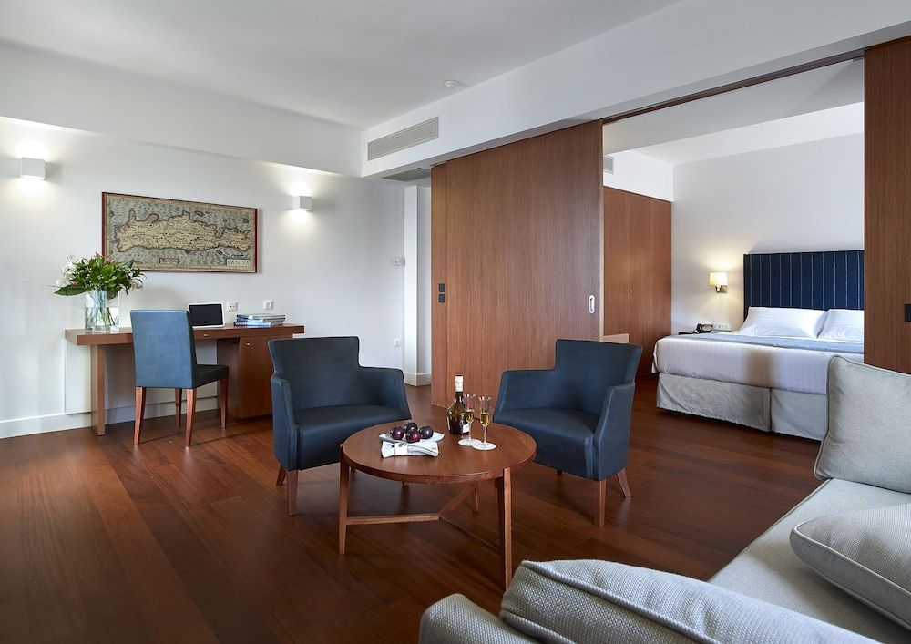 Porto Veneziano Hotel Superior Suite, Sea View 2