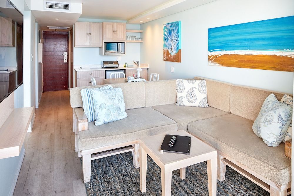First Group La Montagne Apartment, 2 Bedrooms, Sea View 16