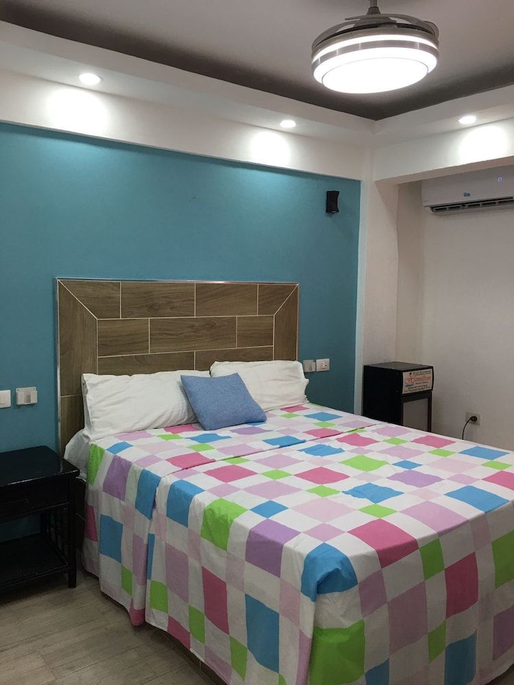 Hotel Restaurant Hamilton King room 6