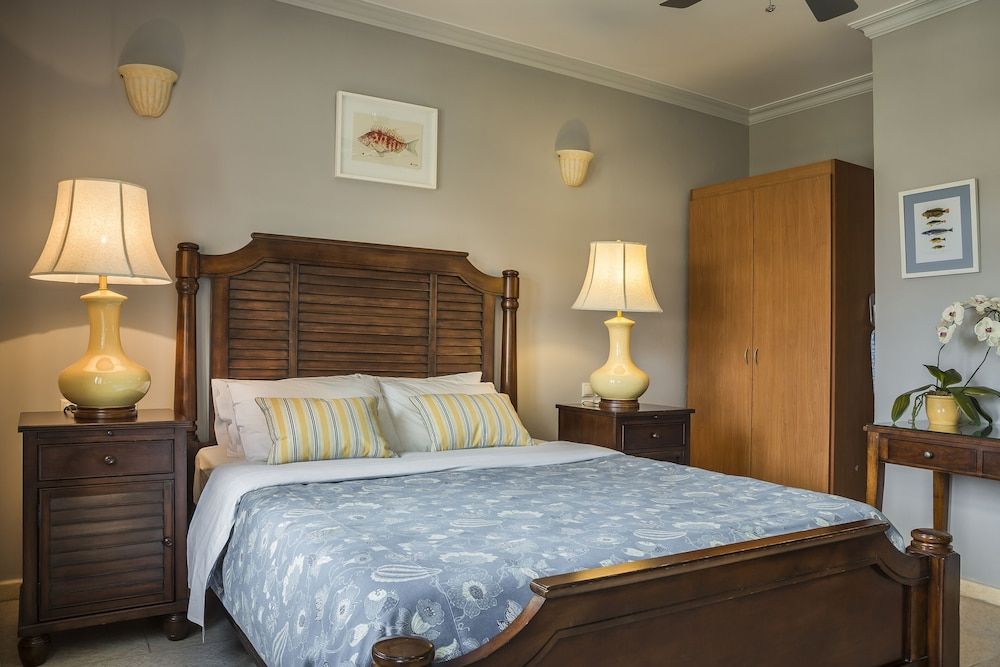 Suite (Partial Harbor View 101)