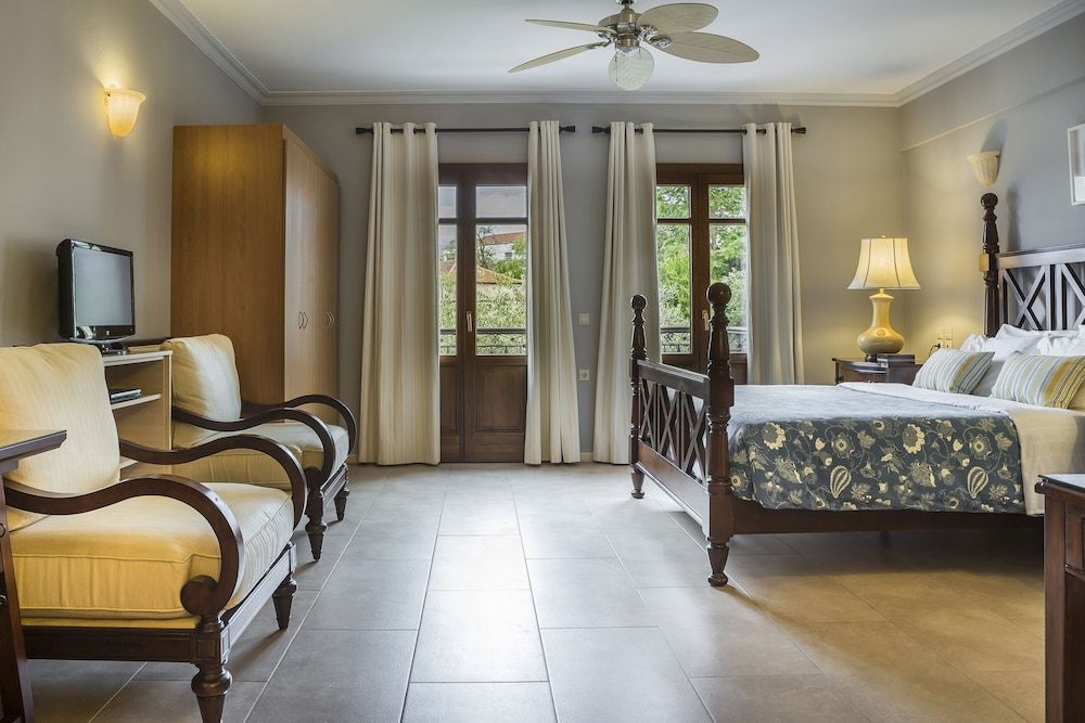Superior Suite, Courtyard View (no. 106)