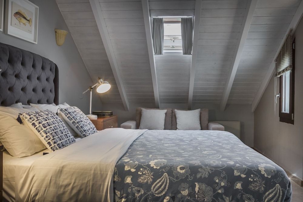 Executive Suite (Loft no 110)