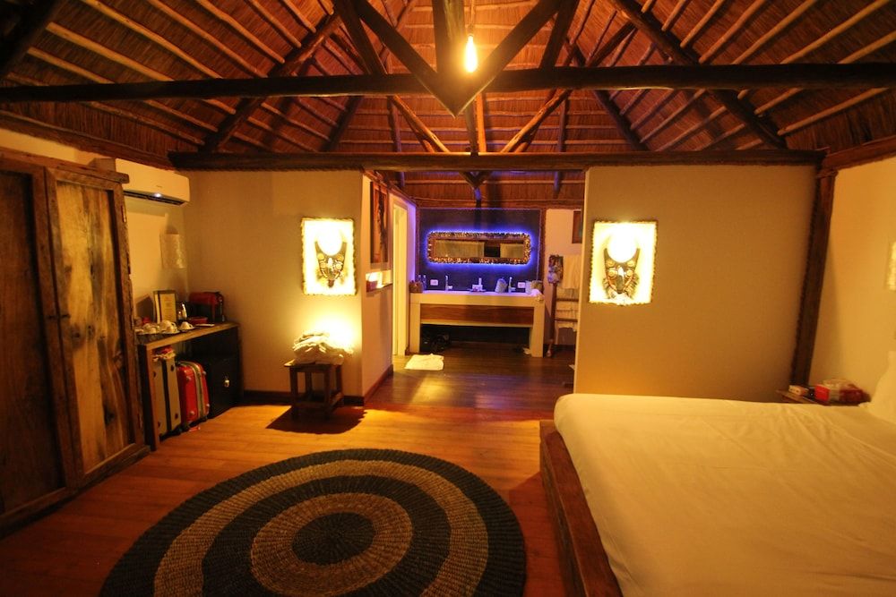 Jungle Villa with private 24 hours butler