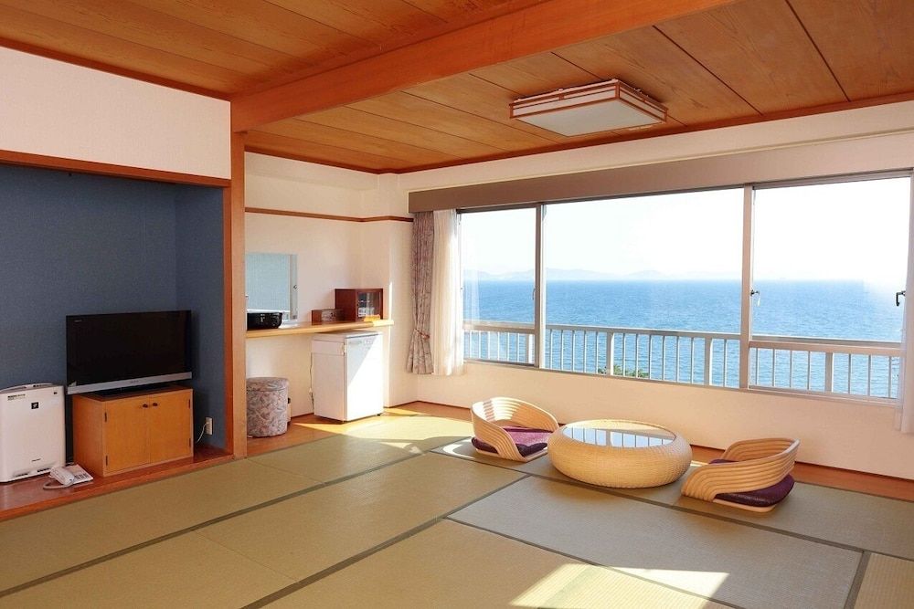 Hotel Mikawa Kaiyoukaku Traditional Room, Ocean View (Japanese-Style) 2