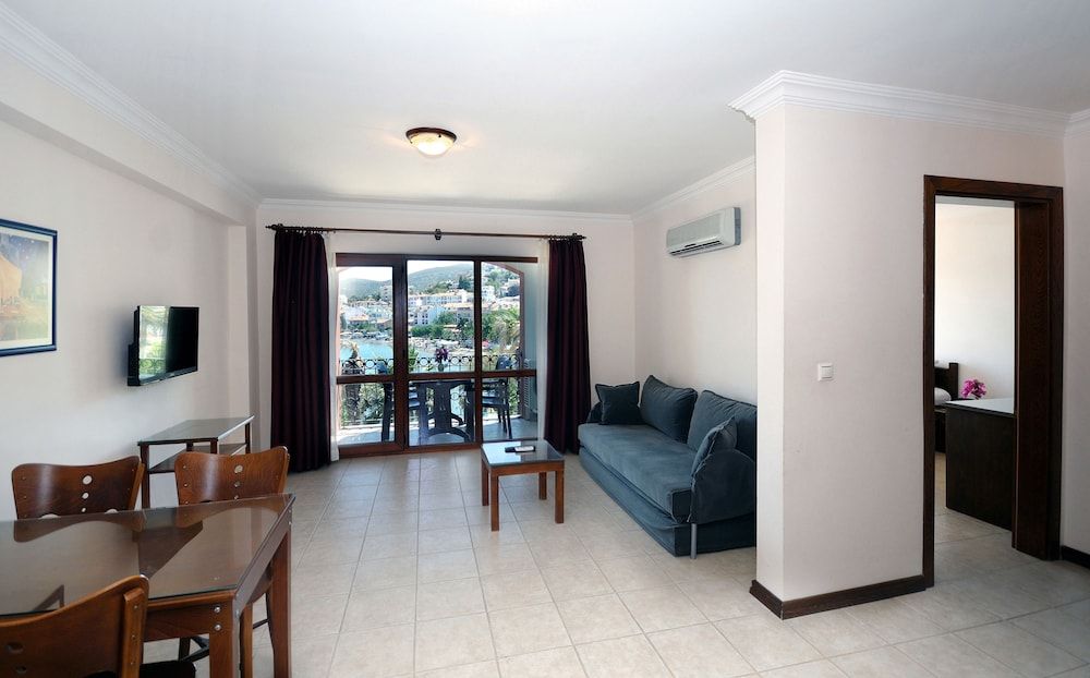 Fora Apart Hotel Deniz Manzarali 1+1 Apart Oda 11