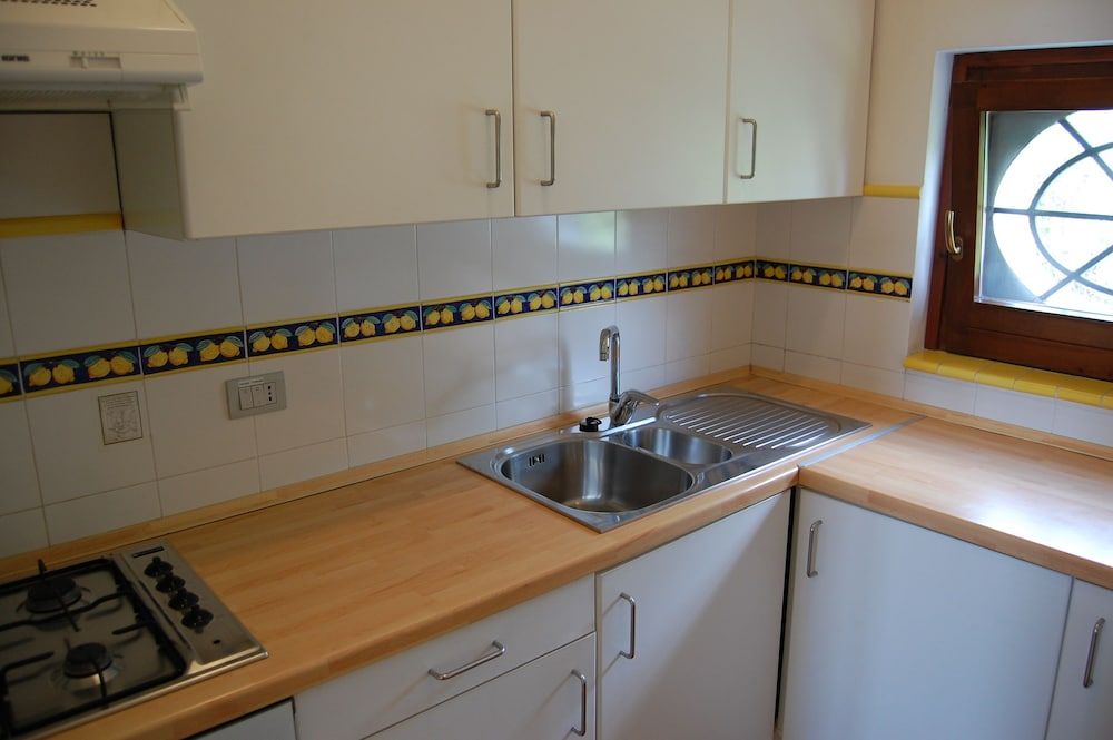 Basic Apartment, 1 Bedroom, Kitchen, Garden View