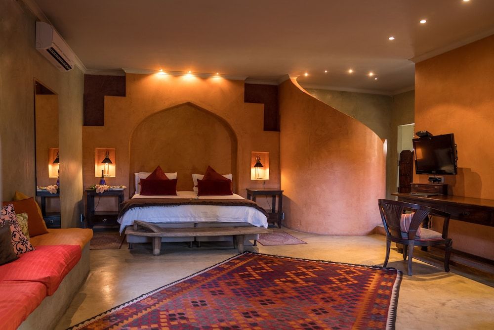 Singa Lodge - Lion Roars Hotels & Lodge Luxury Suite 3